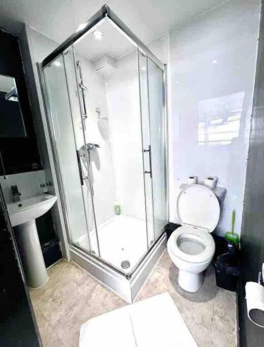Studio Apartment In London Exterior photo